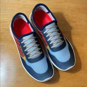 Psudo Men's  Navy, Light Blue, Red & Yellow Low-Top Sneakers. Size 11